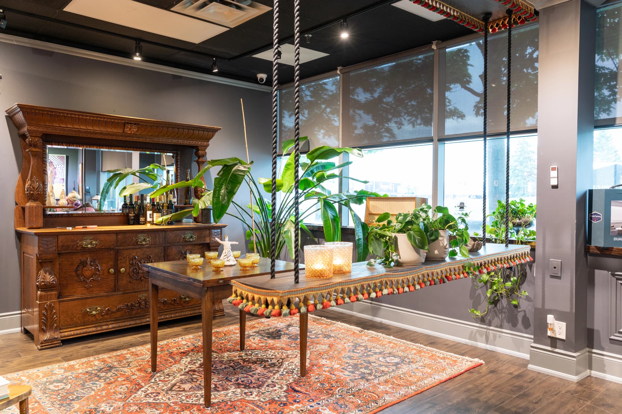 Nili Gallery